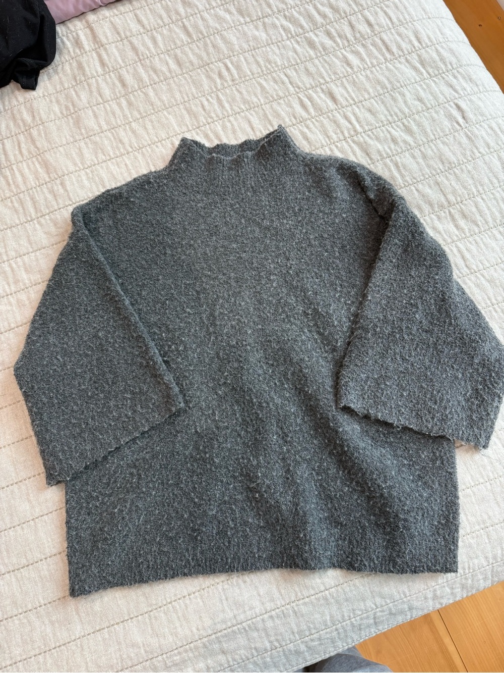 Abercrombie & Fitch Charcoal Mock Neck Pullover